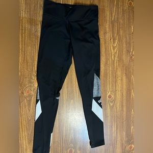 Victoria’s Secret Pink Ultimate Leggings